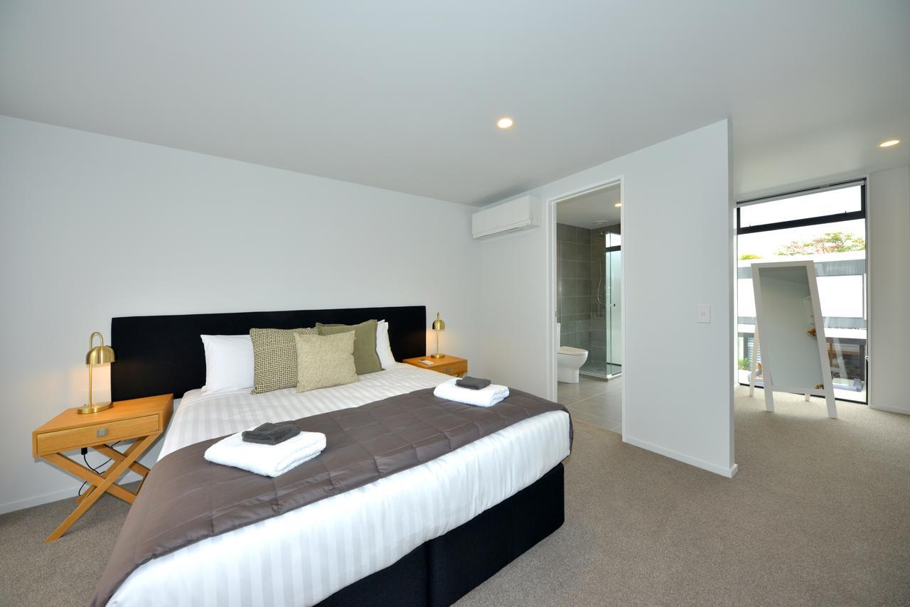 Peterborough Apartments Крайстчерч Екстер'єр фото