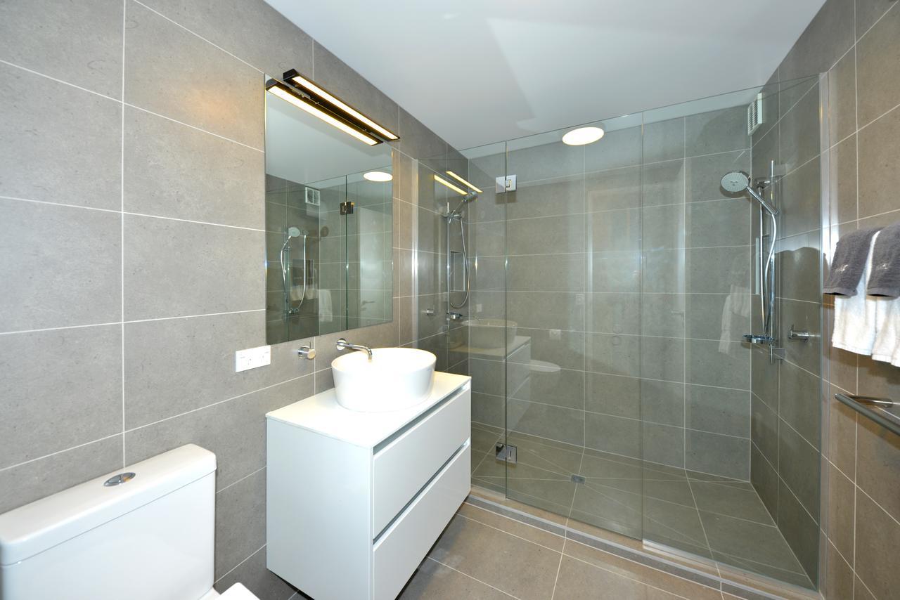 Peterborough Apartments Крайстчерч Екстер'єр фото