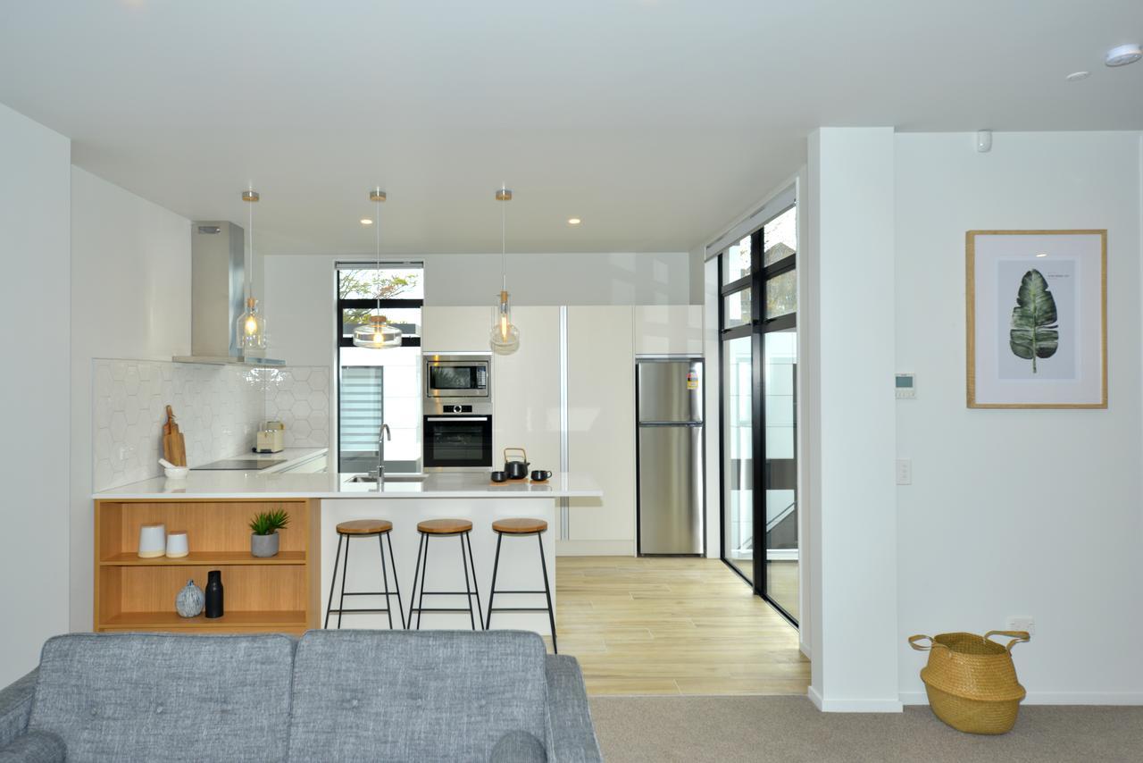 Peterborough Apartments Крайстчерч Екстер'єр фото