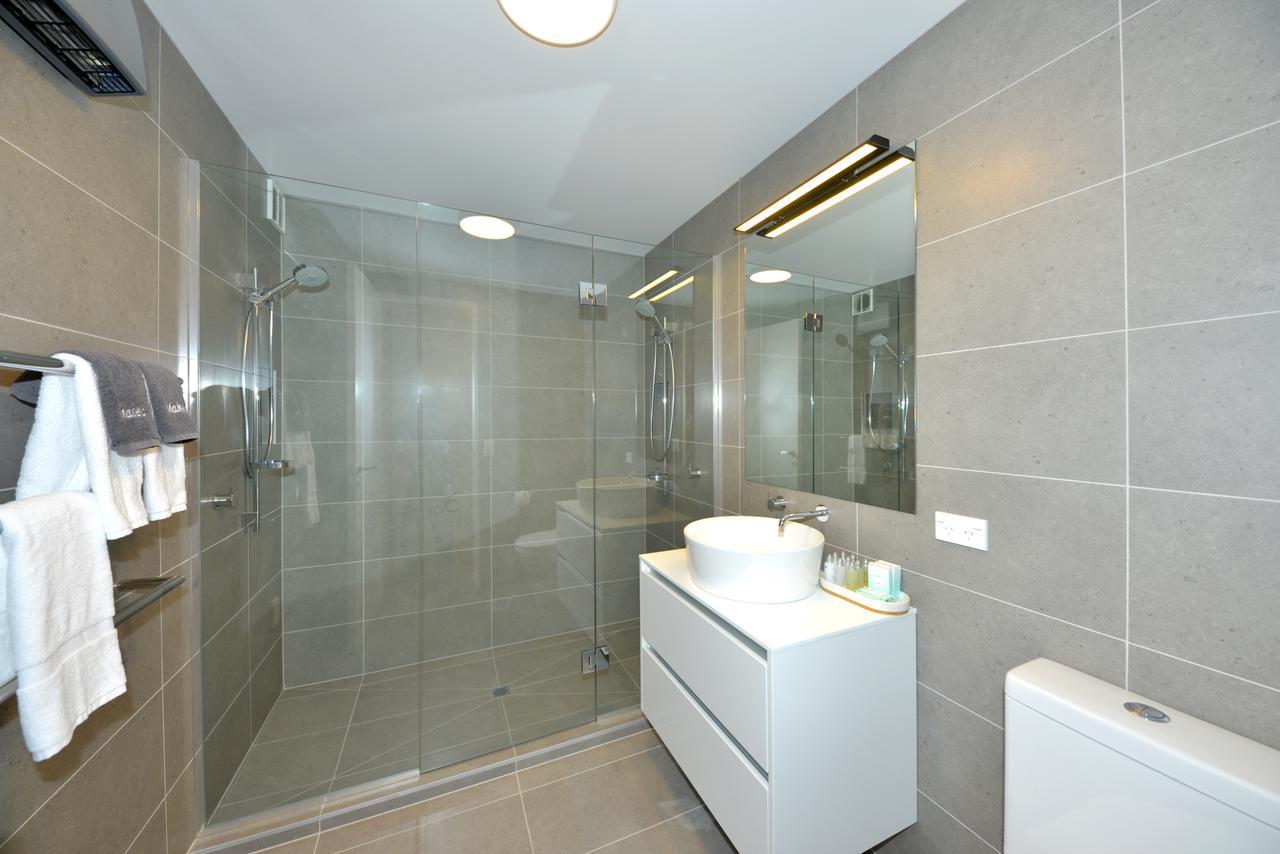 Peterborough Apartments Крайстчерч Екстер'єр фото